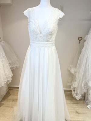 Robe de Mariée modèle "Azal " R 654