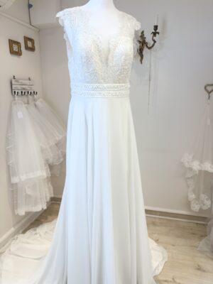 Robe de mariée modèle "Louisa" R619