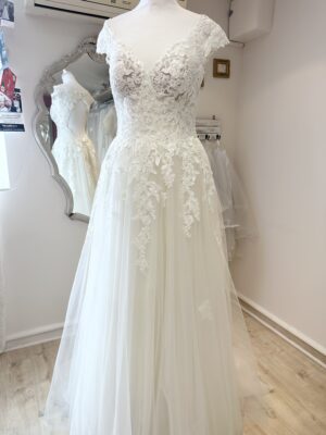Robe de mariée modèle "Cassandre" R680