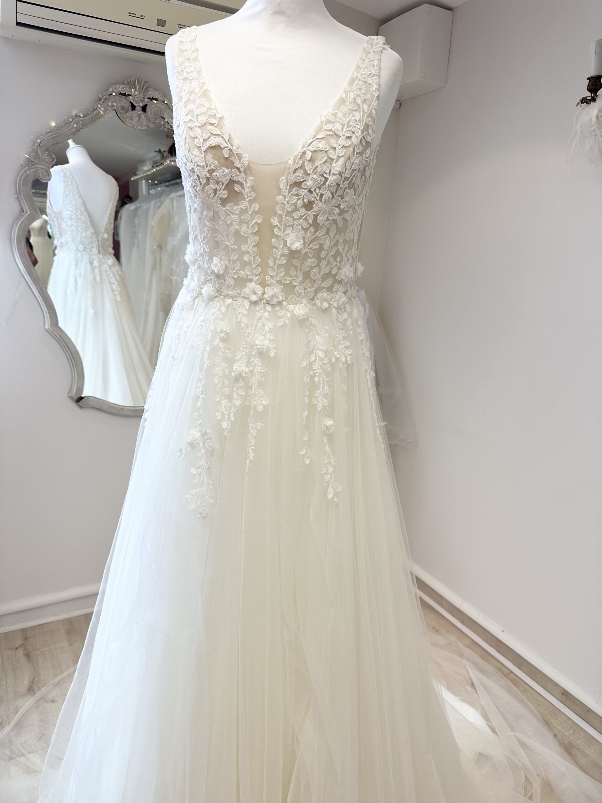 Robe de mariée modèle " Aspasia"